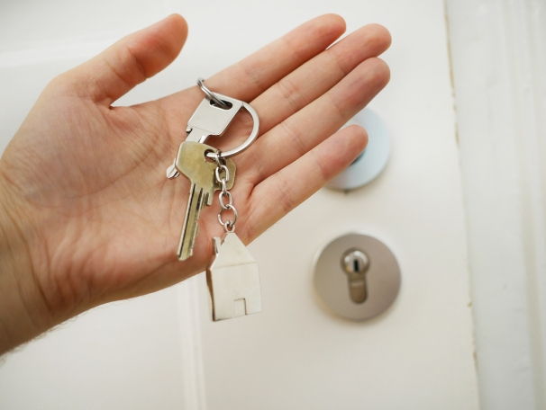 https://RonCarpenito.StopRentingStartOwning.com